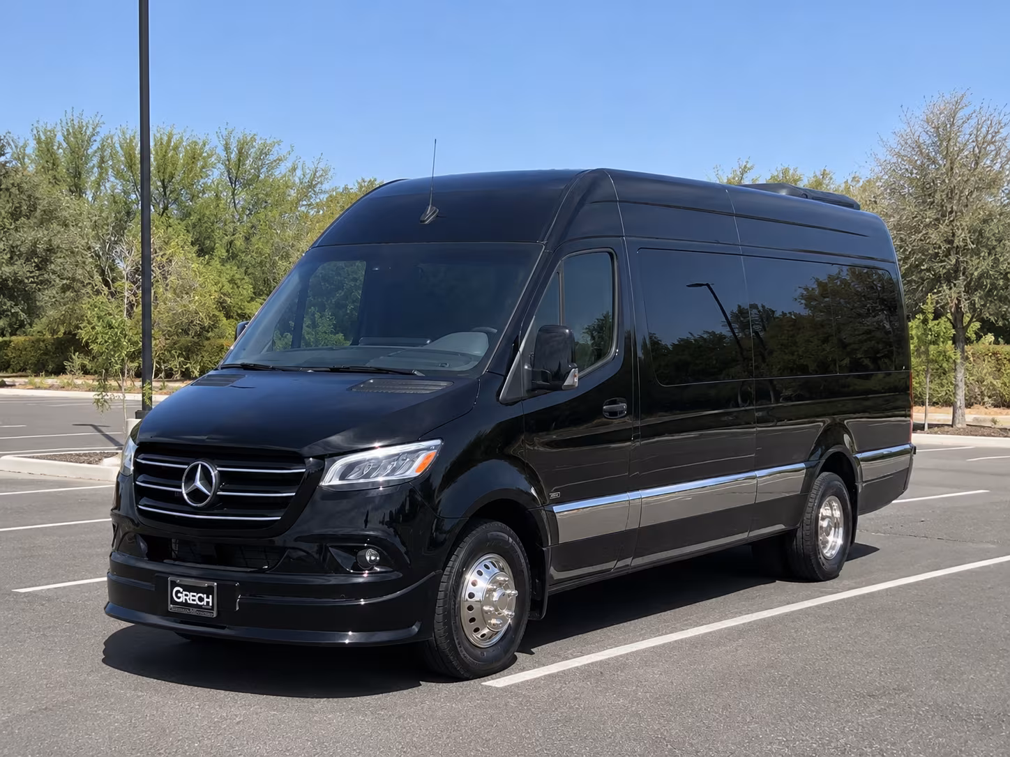 el monte 18 passenger sprinter van