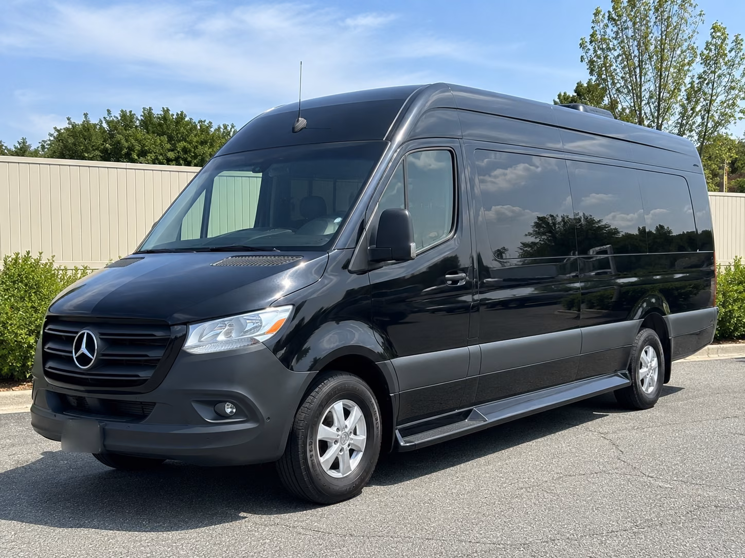 el monte 8 passenger sprinter van