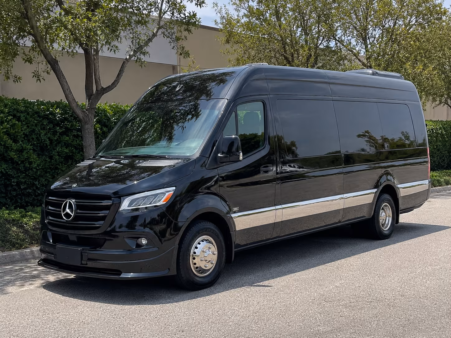 el monte sprinter van airport pickups at any hour early flights late arrivals red eyes included