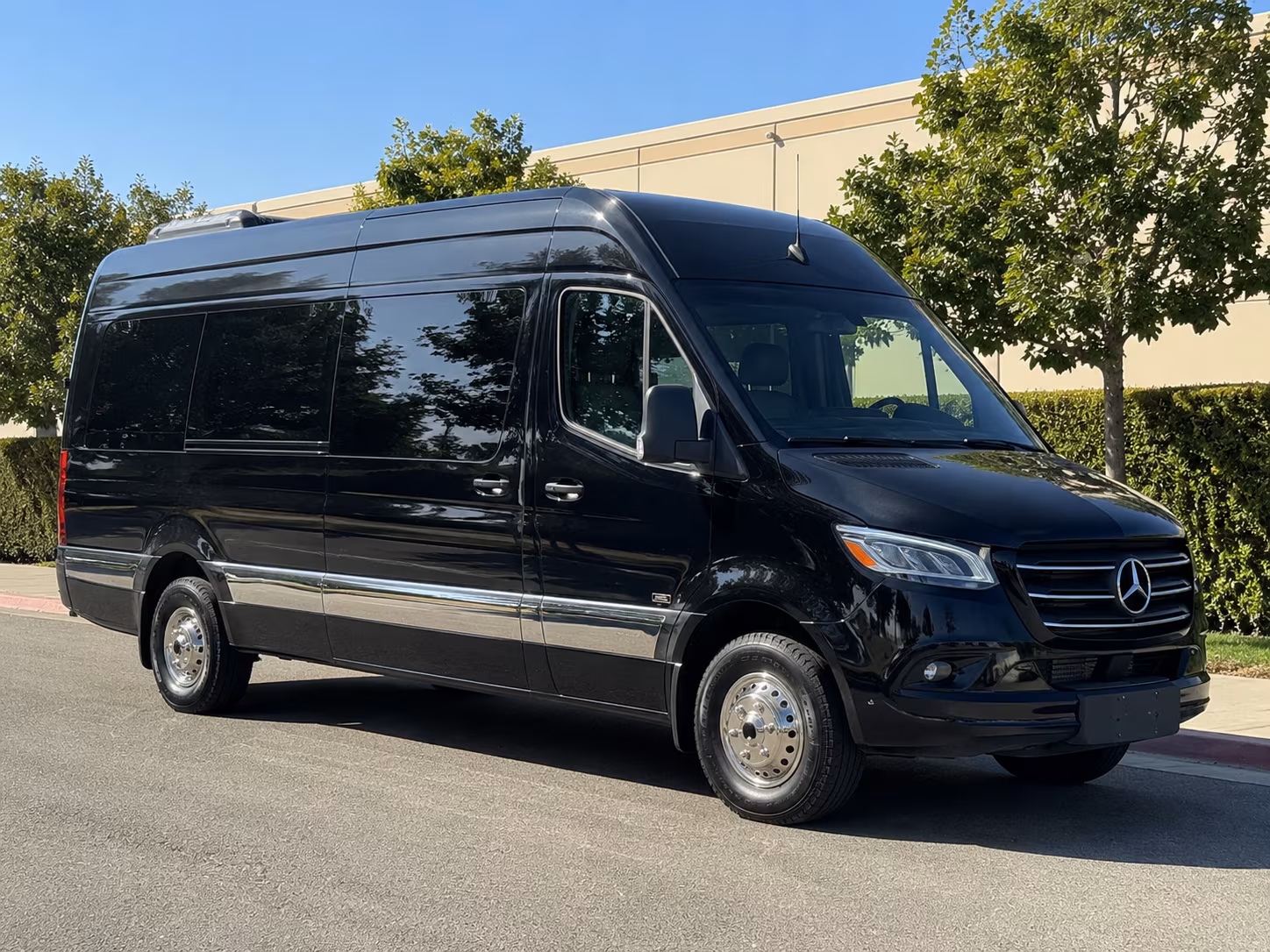 el monte sprinter van booking step 1