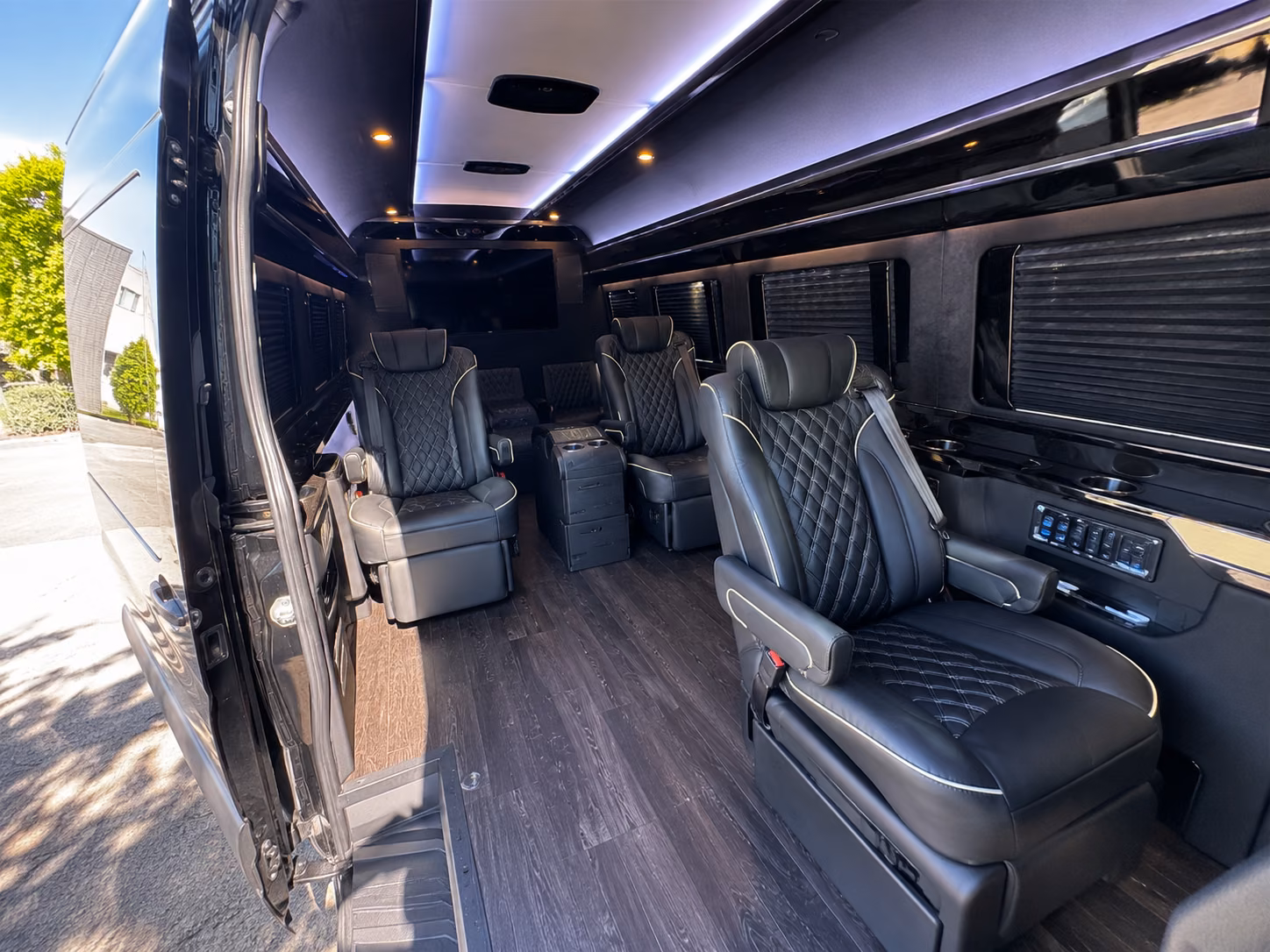 find the perfect transportation for your next wedding 1